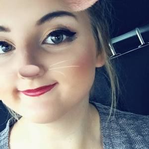 Meet your Posher, Abby